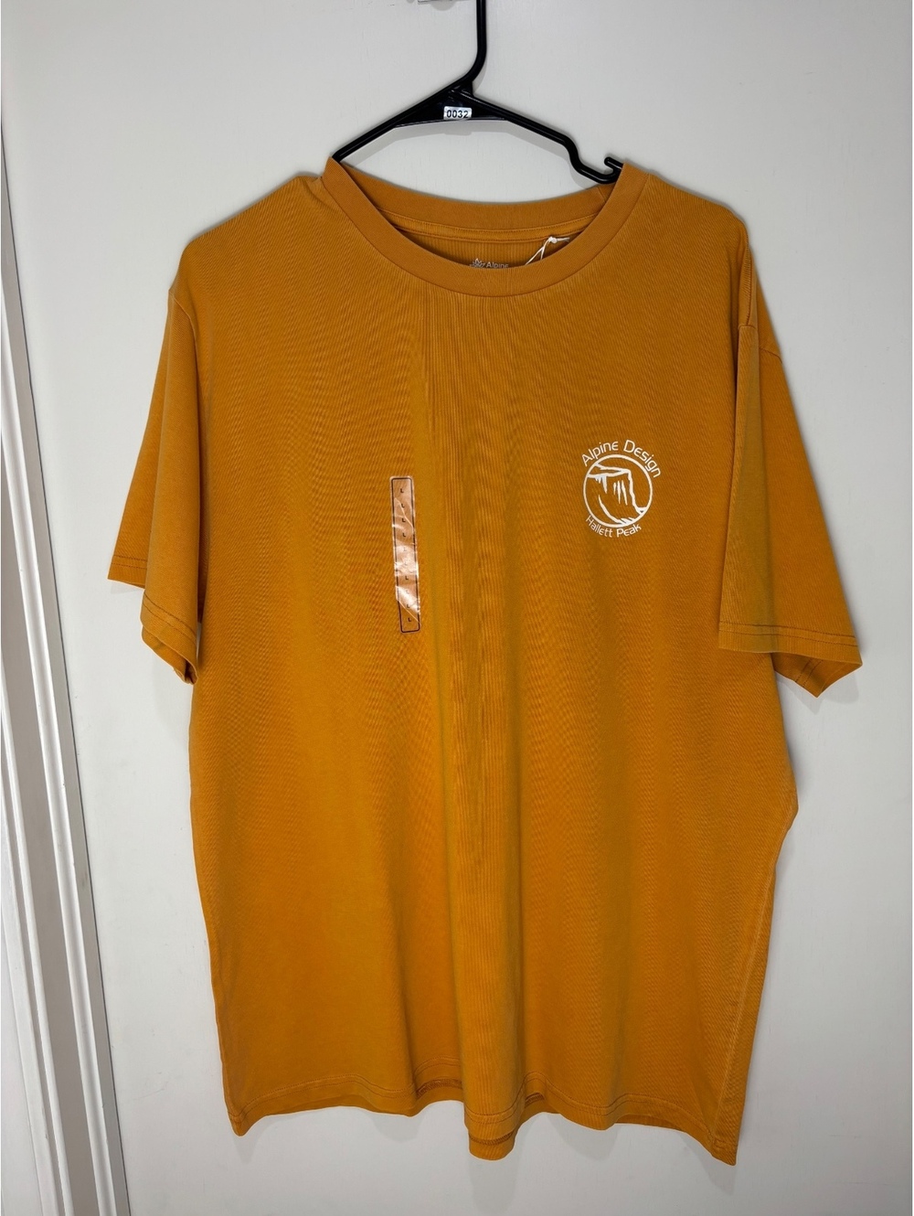 Alpine Design Hallett Peak Graphic Men’s Medium Golden Honey Organic Cotton NWT